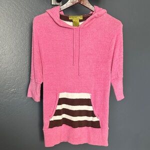 2 piece see pics Sweater and shorts with Striped Pocket